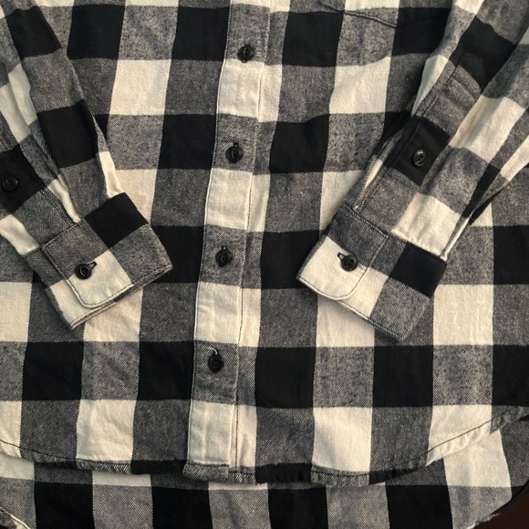 Madewell Oversized Flannel - Picture 5 of 7